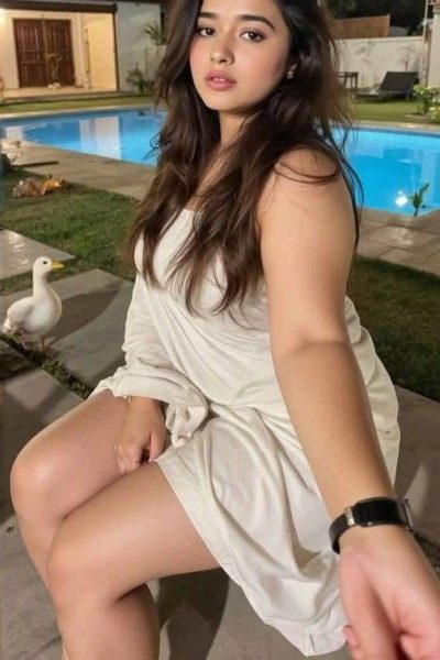 karachi-hot-girls-staff-1